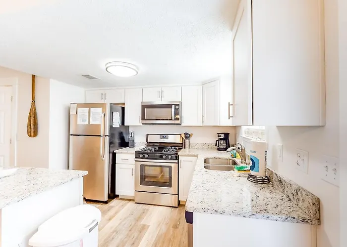 Gulf Highlands 120 White Sandy Dr