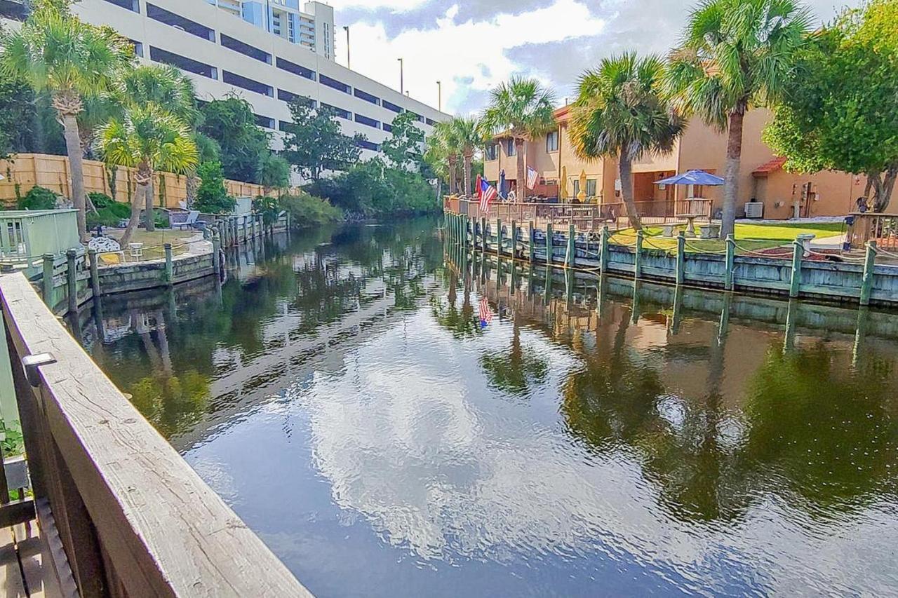 Gulf Highlands 120 White Sandy Dr * Panama Stadt