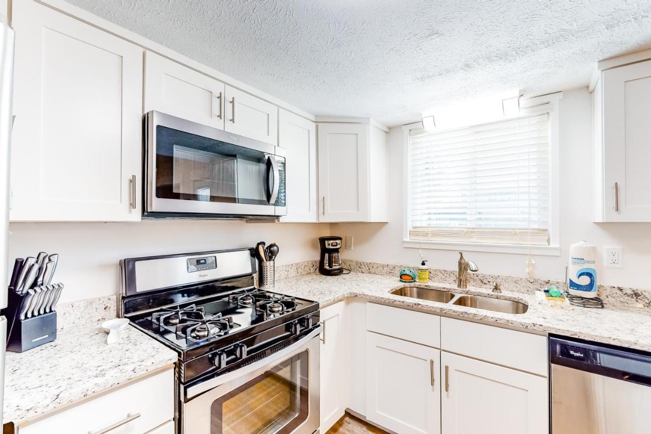 Gulf Highlands 120 White Sandy Dr Holiday home *